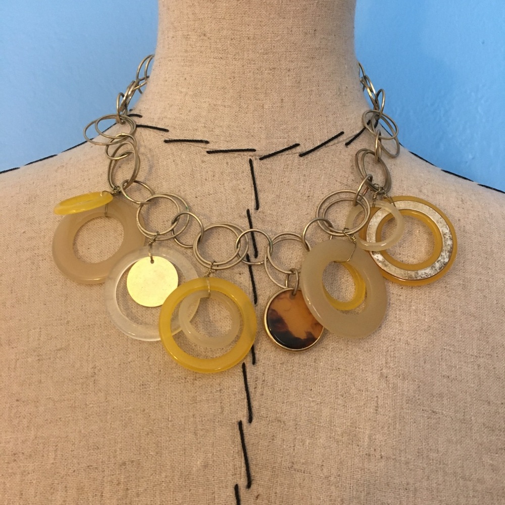 Banana republic lucite statement necklace